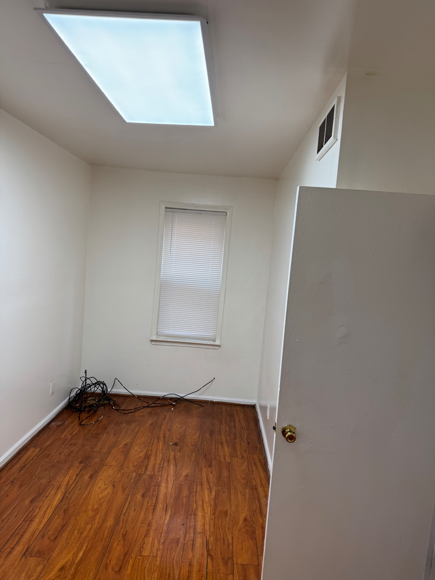 Huge Beautiful Two Bedrooms interior 4